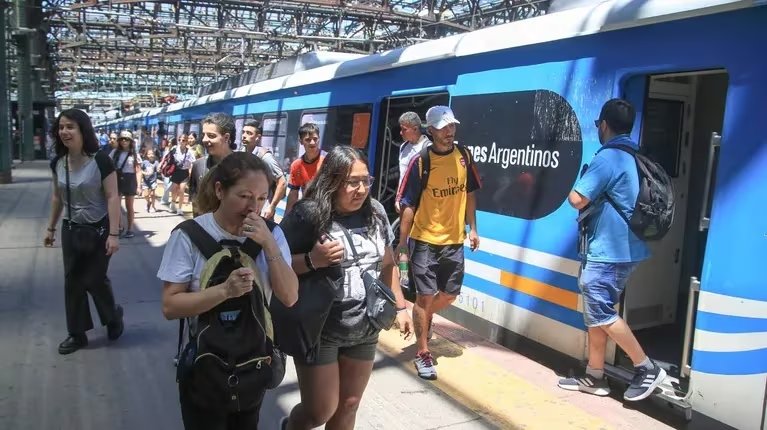 Paro de trenes a nivel nacional